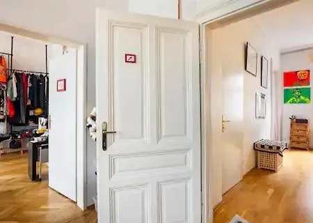 Fro-Media - Streetside Room 2 - Community Space Vienna Exterior photo